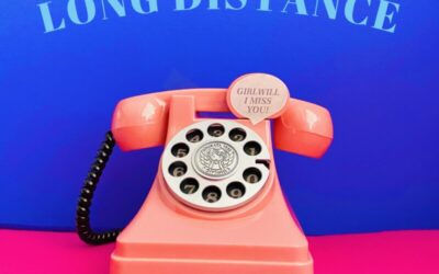 Moyana Olivia – Long Distance