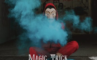 The Screaming Pope – Magic Trick